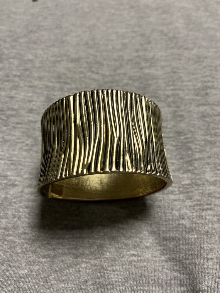 Cuff Bracelet Gold Tone Women’s Bracelet With Hinged Opening