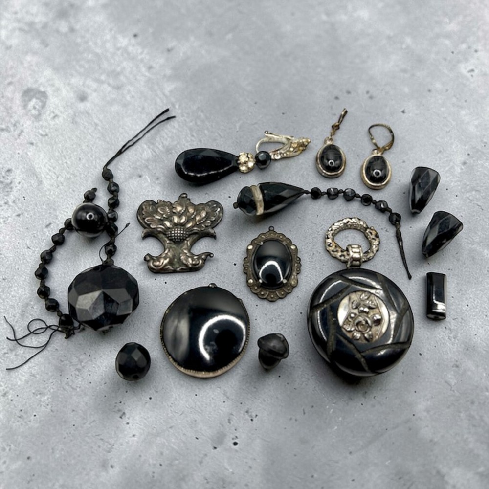 Old Bakelite Mourning Pendant & Old Jewelry Making Collection Sterling Jet Onyx