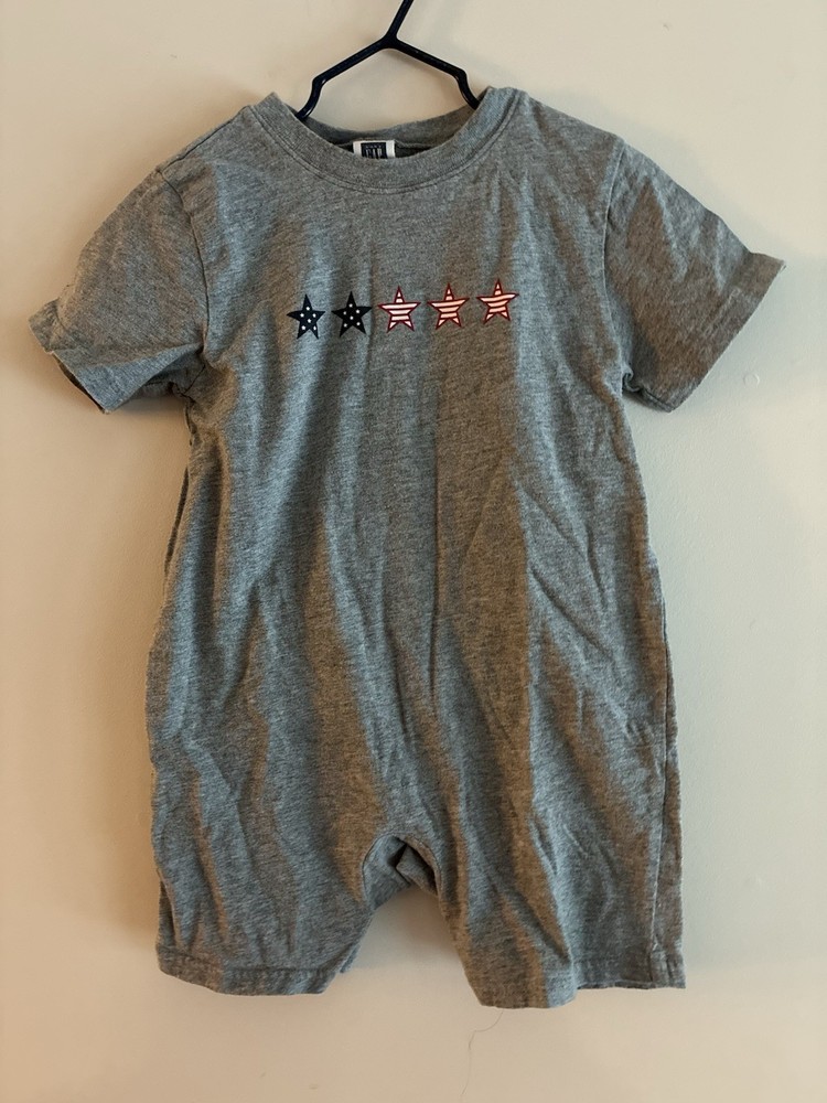 baby Gap Boys Patriotic Stars 100% Cotton Short Sleeve Romper Heather Gray 2XL
