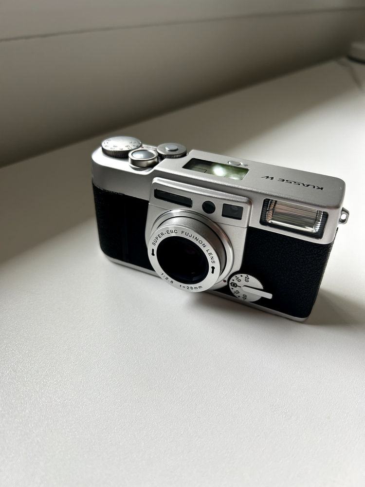 MINT Fujifilm KLASSE W 35mm Film Camera Point & Shoot Ships USA