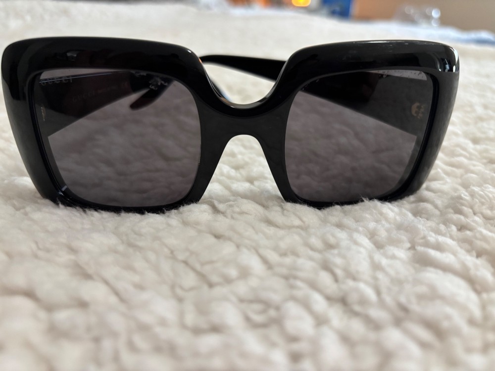 Gucci sunglasses women authentic used