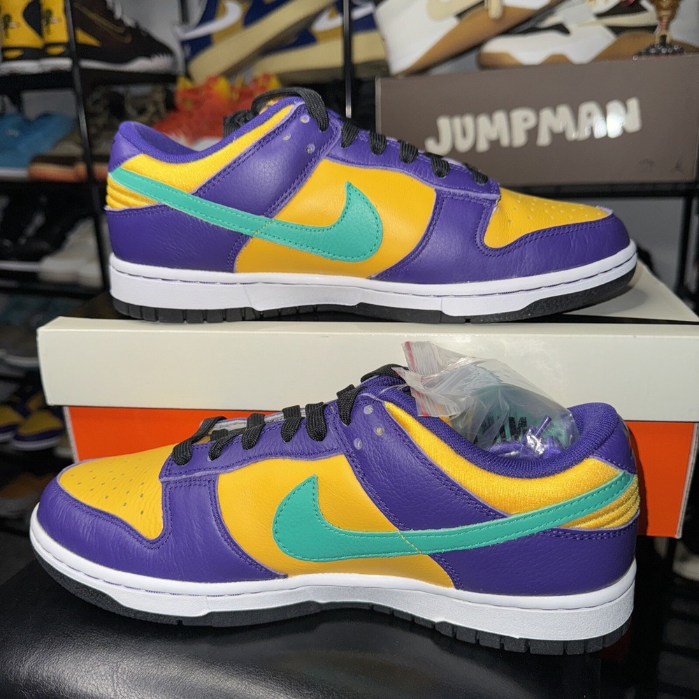 Size 9 - Nike Lisa Leslie x Dunk Low Sparks W