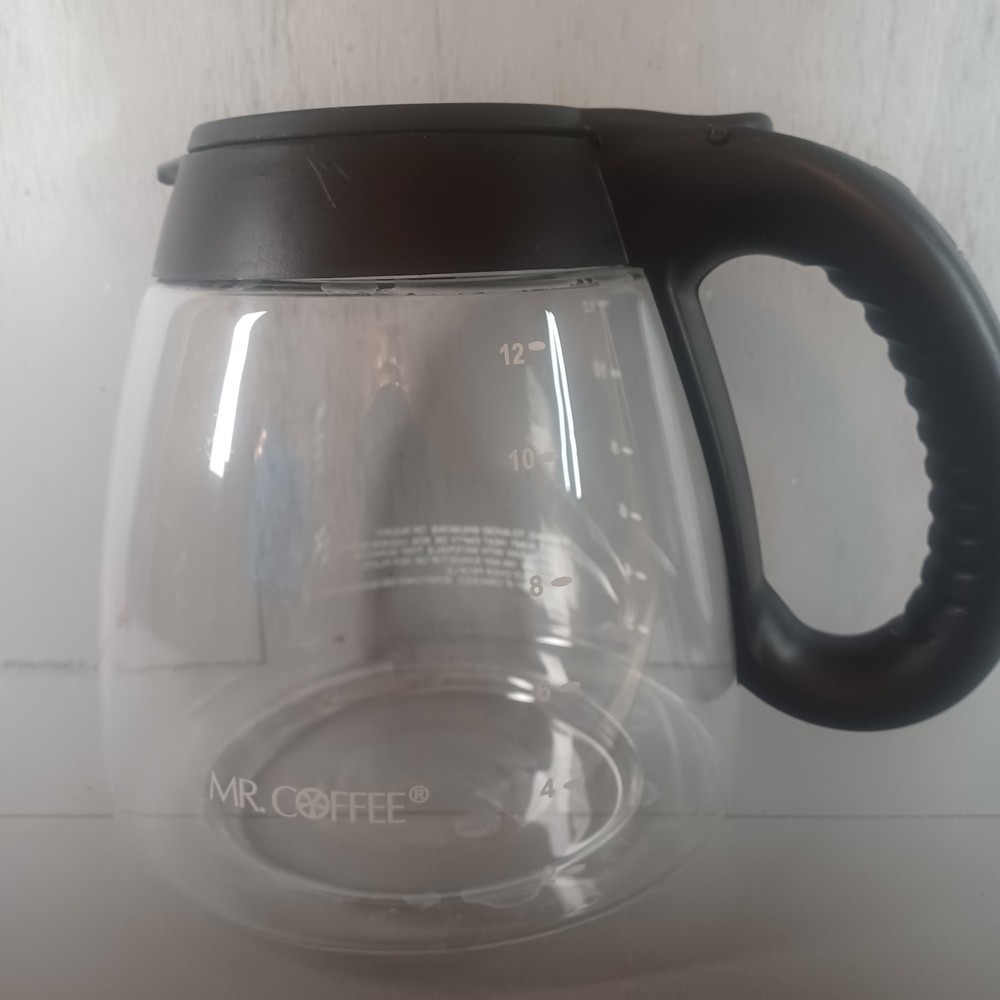 Mr Coffee 12-Cup Glass Carafe Coffee Maker in Excellent Condition Model G 069 TG