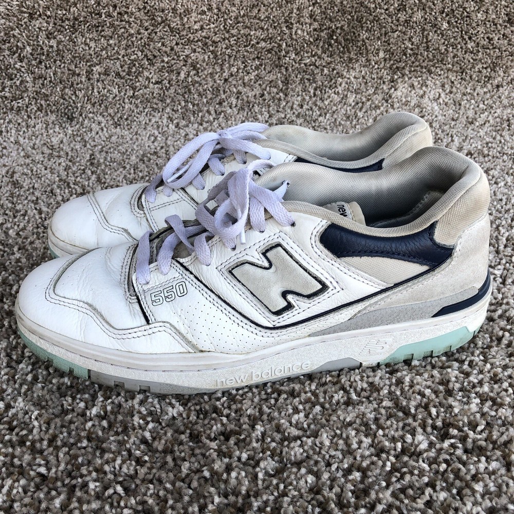 New Balance 550 White Winter Fog Green Shoes Mens Sz US 10.5 BB550WCA Distressed