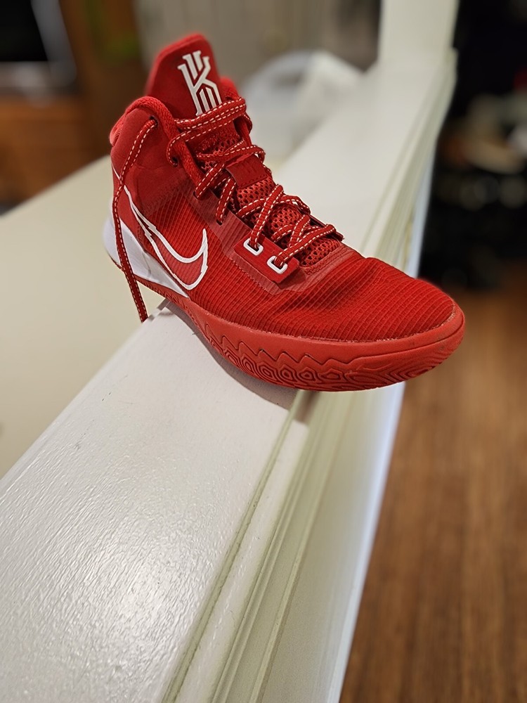 Size 9 - Nike Kyrie Flytrap 4 University Red