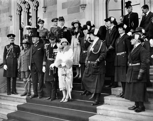 King George Vi With His Wife Queen Elizabeth 1930 Old Photo