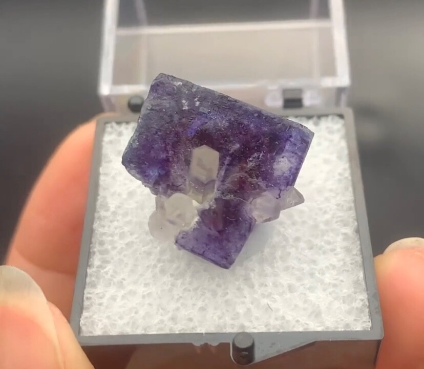 Natural Purple Phantom Fluorite Crystal Specimen from Hunan Province