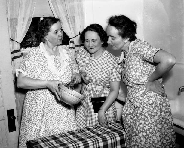 Radio gossip and skit drama program Clara Lu n Em Chicago IL May 1940s Photo 1