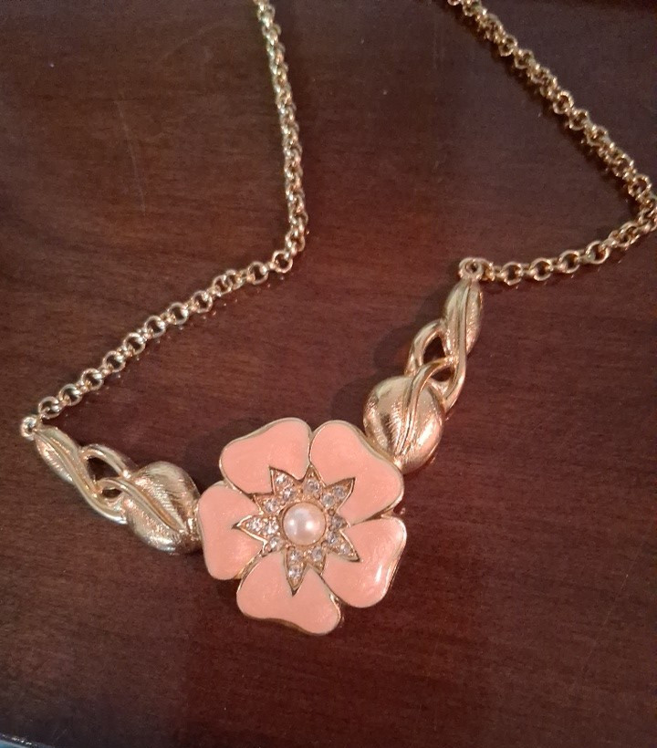 Vintage Trifari Pink Enamel Rhinestone Flower Faux Pearl Gold Tone Necklace