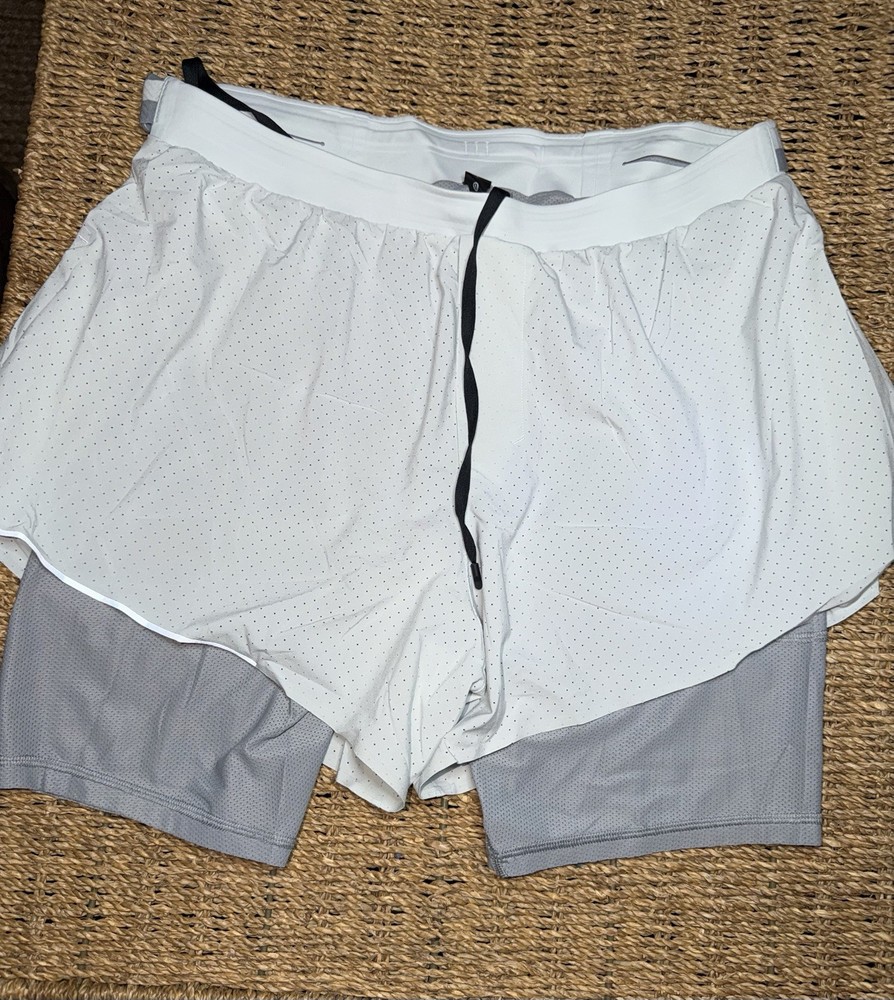 lululemon women shorts