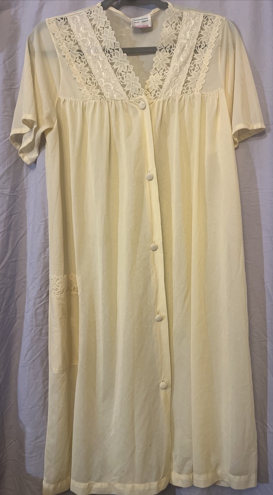 Vintage Kelly Reed Robe nighty Pale Yellow soft Nylon size S Lace Cottage Farm