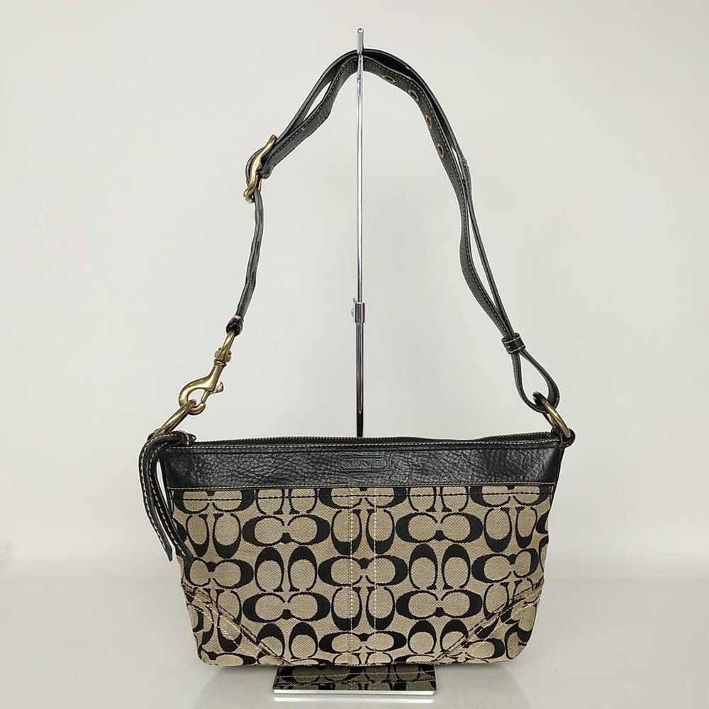 Coach Signature Shoulder Bag in Black - Stylish 72B106 Design