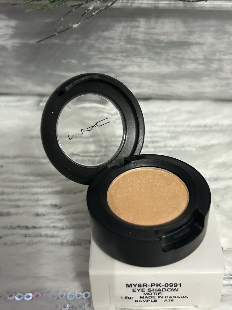 MAC Motifi Frost Eye Shadow Full Size 0.05 oz New In Box