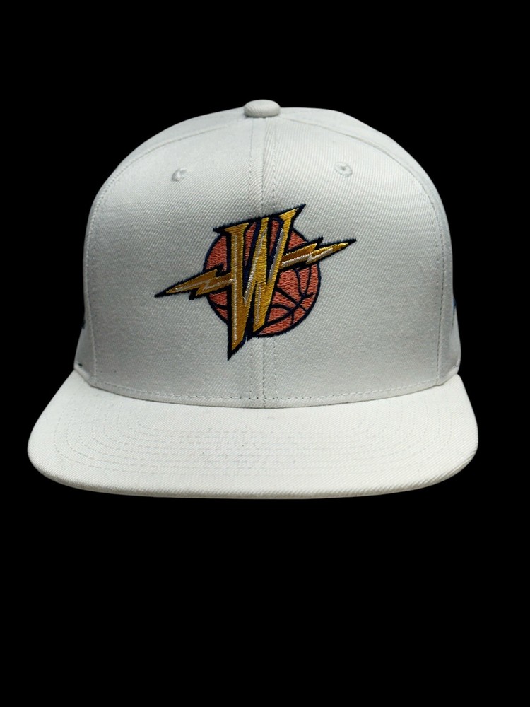 Golden State Warriors Mitchell & Ness  Vintage Cap Hat White We Believe Hat