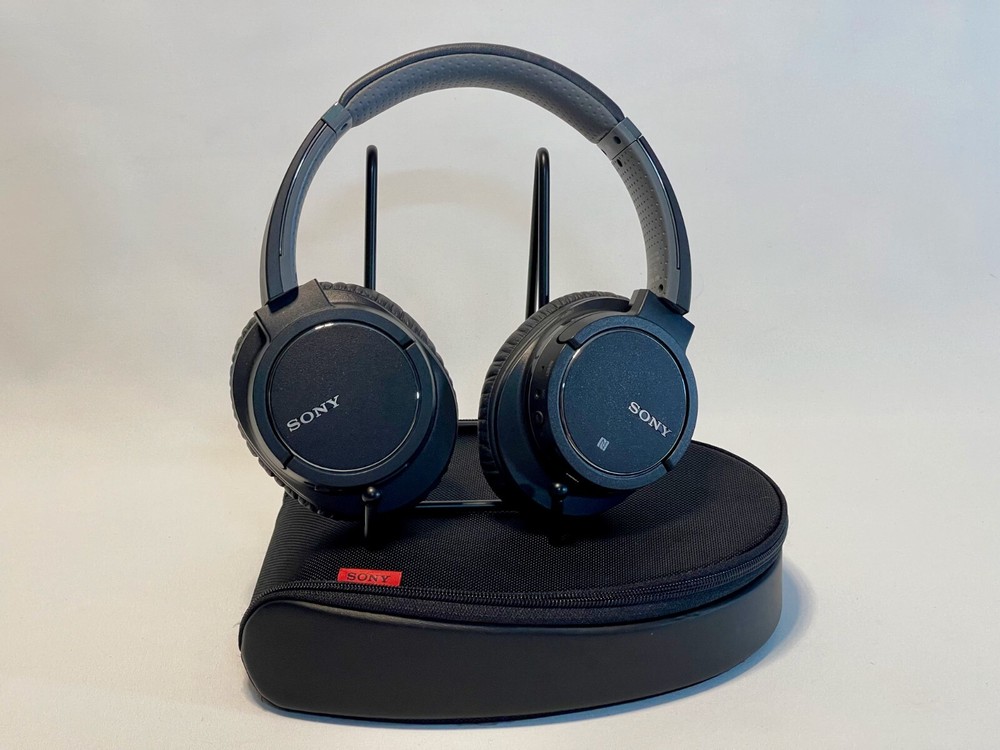 Sony MDR-ZX770BN Wireless Noise Cancelling Headphones with Travel Case