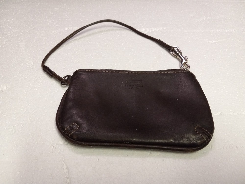 Coach Brown Leather Zipper Pouch Wallet Clutch 6x4 Inches