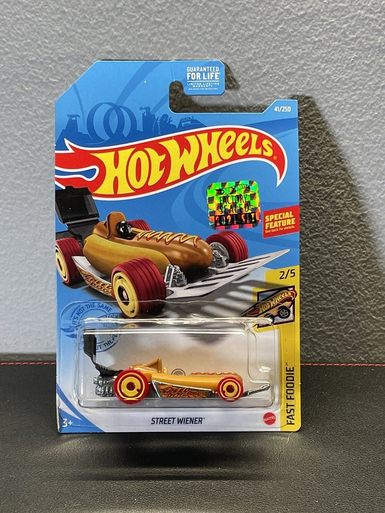 HOT WHEELS 2021 TREASURE HUNT STREET WEINER FAST FOODIE *Factory Sealed Sticker*