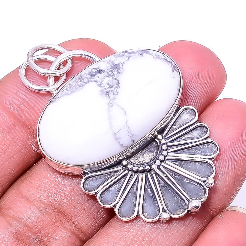 Natural White Howlite Oxidised 925 Silver Pendant 1.76