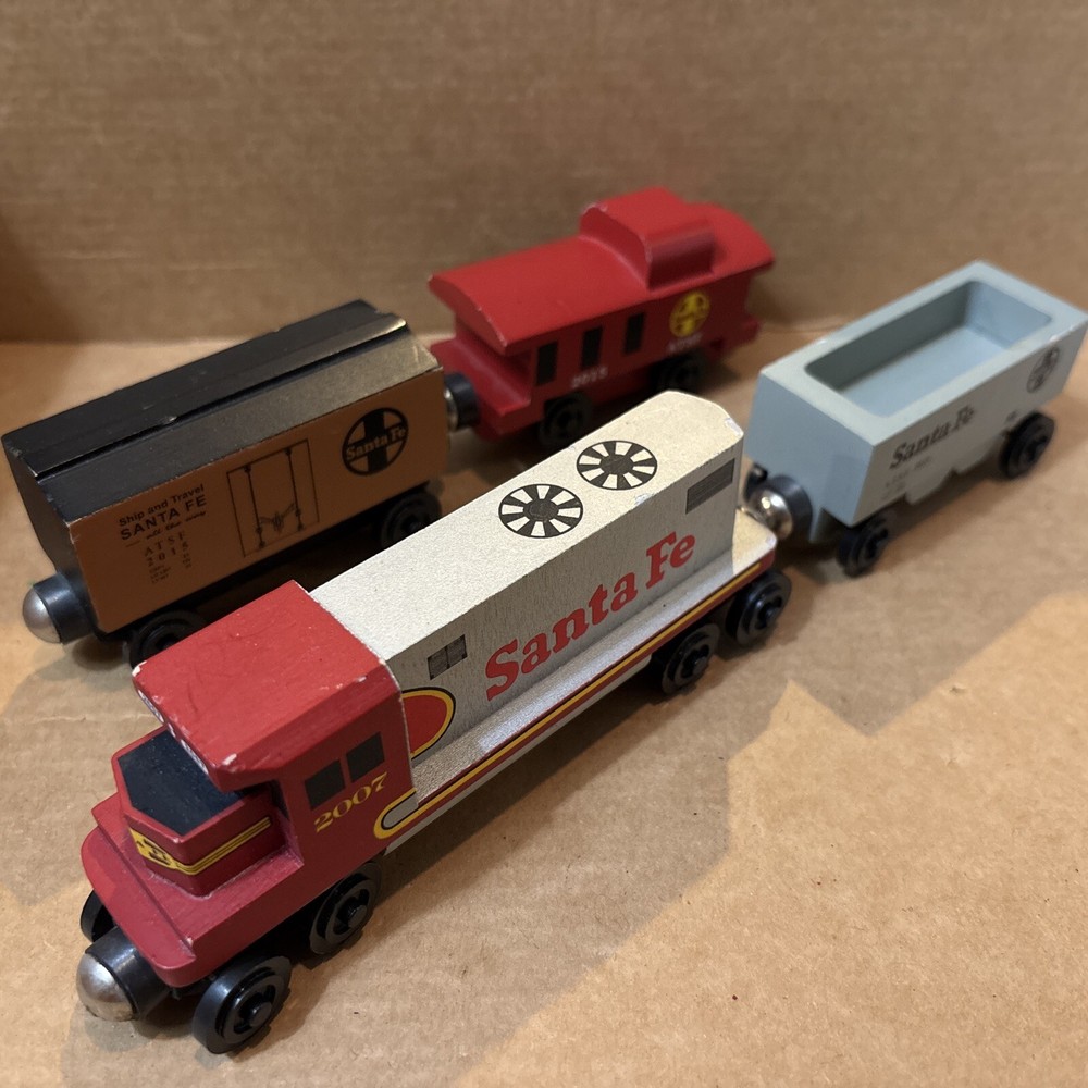 Vintage Whittle Shortline Wooden Santa Fe Engine Train Set with Box Car - 2015 Thomas Compatible