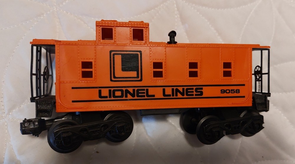 LIONEL LINES O/027 9058 Rare 1989 Orange Unlighted Caboose Train  
