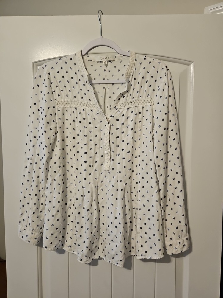 Eden & Olivia long sleeve Blouse Womens Medium Boho Peasant Embroidered V-neck