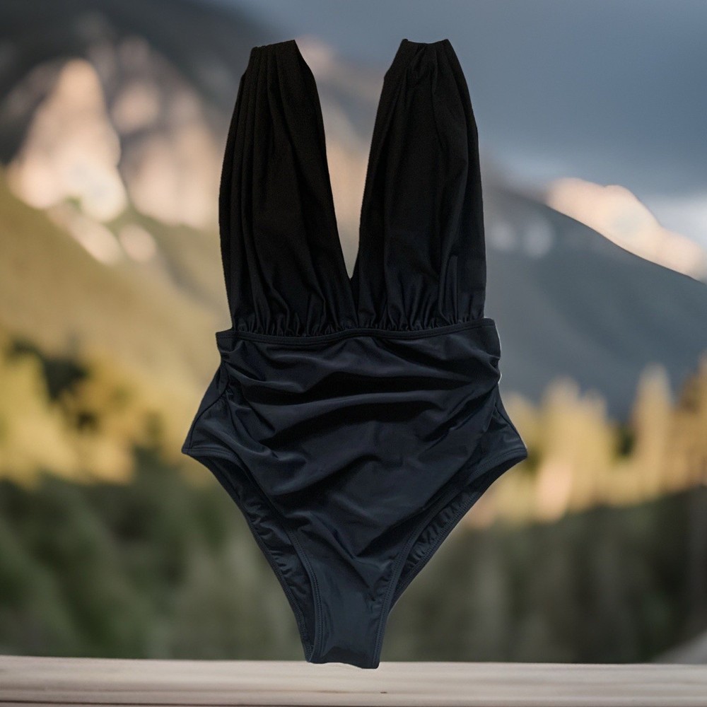 Cupshe Womens One Piece Swimsuit Black Plunge Size Large Swim Suit