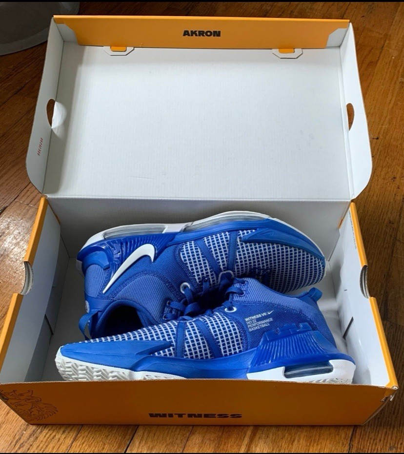 Nike LeBron Witness 7 TB Game Royal Basketball Shoes in Size 12