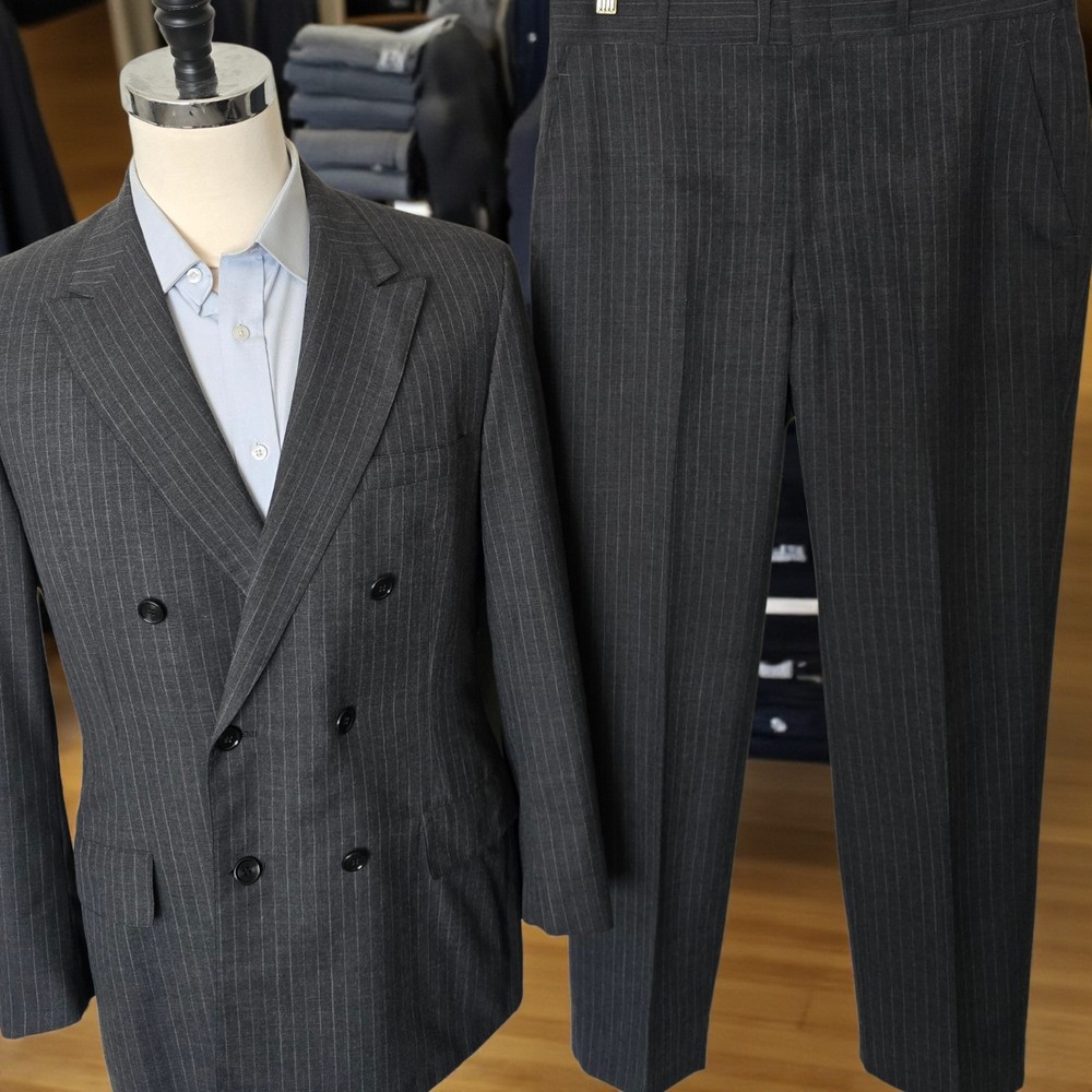 Vintage Double Breasted Peak Lapel Suit 40L 33x31 Full Canvas Bespoke 1960s Wool
