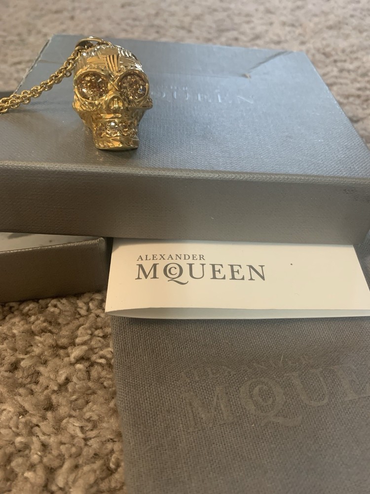 alexander mcqueen skull necklace