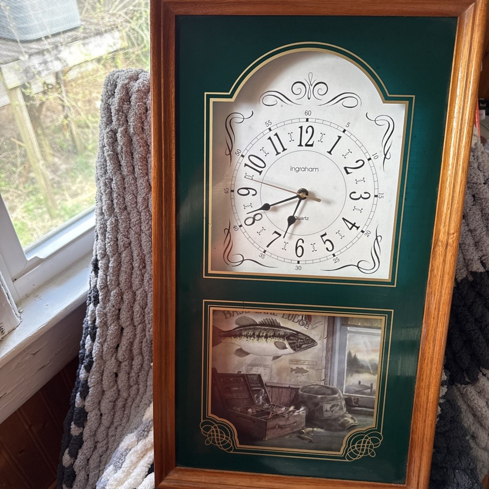 Vintage Ingraham Quartz Wall Clock Wooden Frame With Fish Nature Scene Shadowbox
