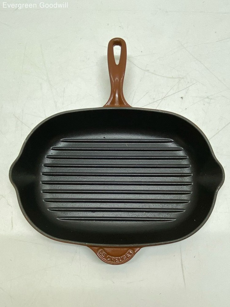Le Creuset Brown Enamel Oval Cast Iron Griddle Pan for Perfect Cooking
