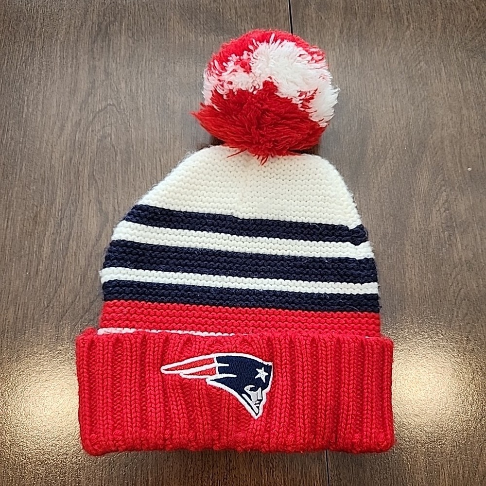 NFL NEW AGE New England Patriots Knit Winter Hat Beanie (Youth)