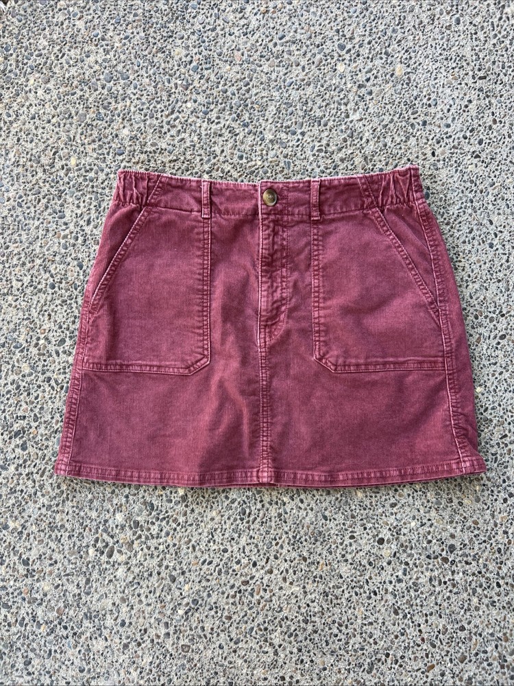 American Eagle Maroon Corduroy Skirt Size 8 Button Front