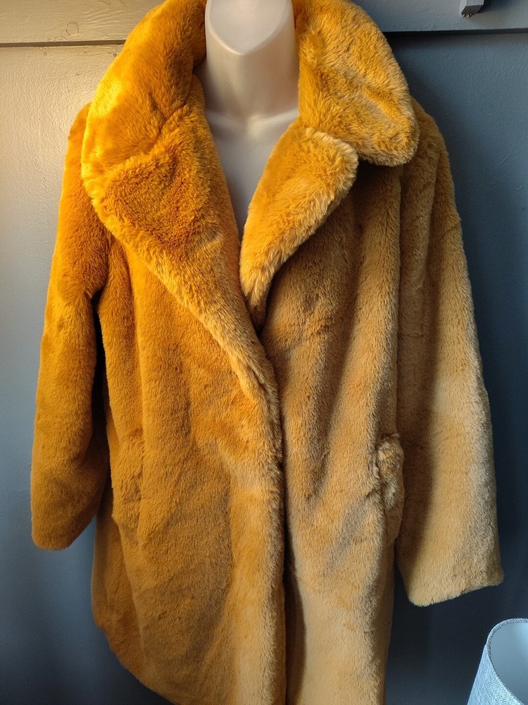 TIME & TRU Womens Gold Tan Faux Fur Coat Size L 12/14 Luxe Winter Style