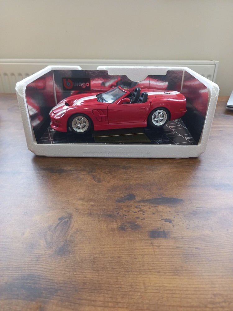 Burago 3353 1:18 Shelby Series 1 - 1999 Black & Gold Boxed Diecast Model