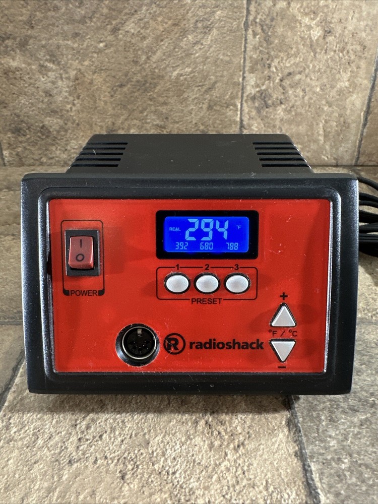 Radio Shack 60W Digital Soldering Station Catalog No 6400266 WORKS