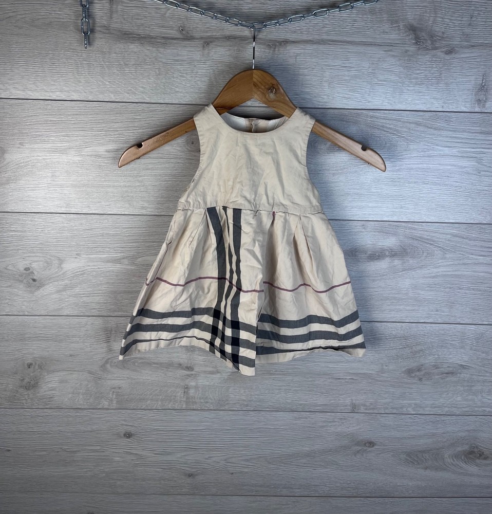 Burberry baby  dress size 12m