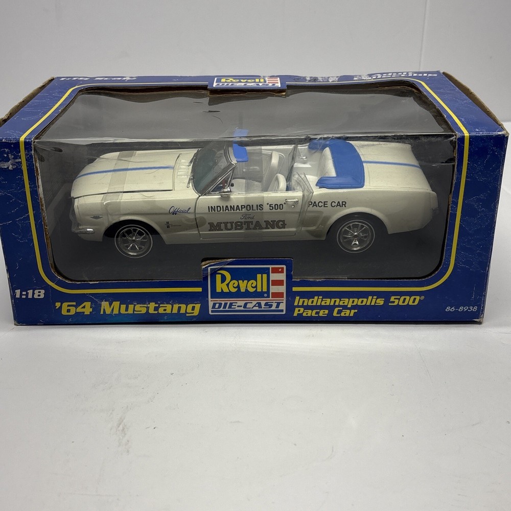 Revell '64 Ford Mustang 'Indianapolis 500' Pace Car 1:18 Diecast Replica NIB