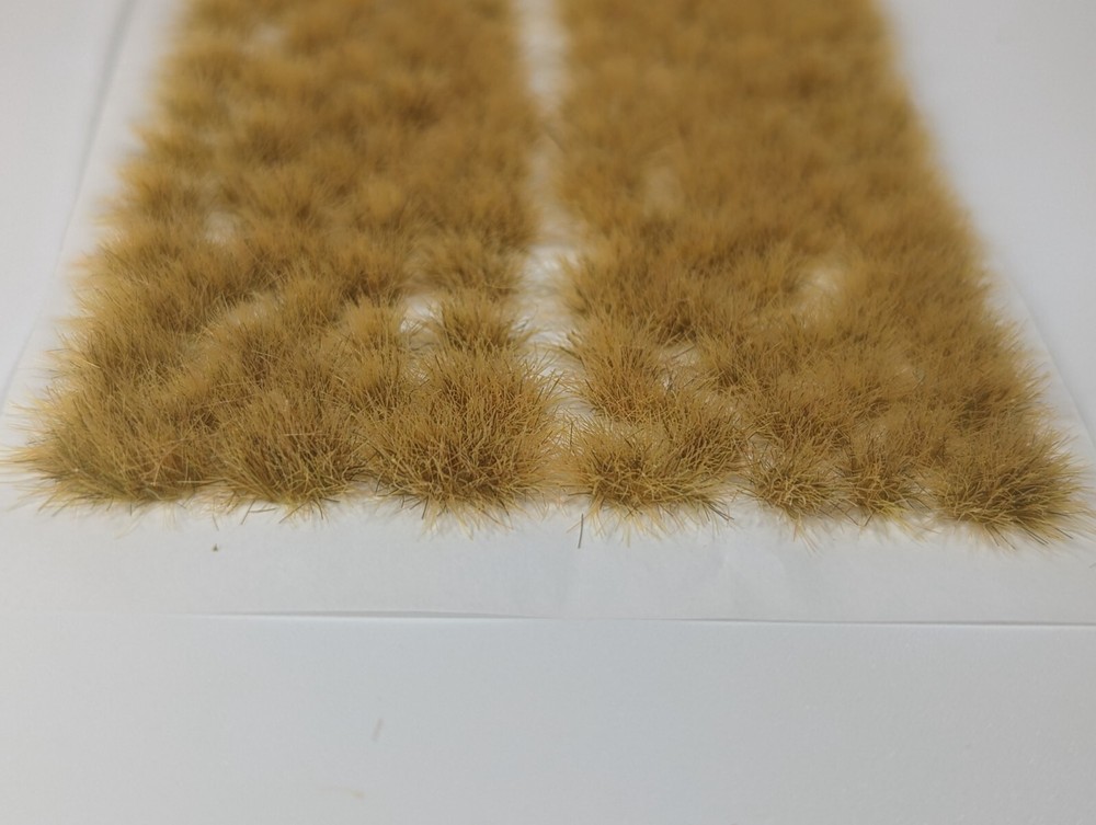 Self Adhesive Static Grass Tufts- Miniature Scenery/Terrain- Savanna Green- 6mm