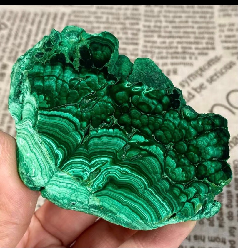 171g  Natural malachite slice quartz crystal luster mineral specimen