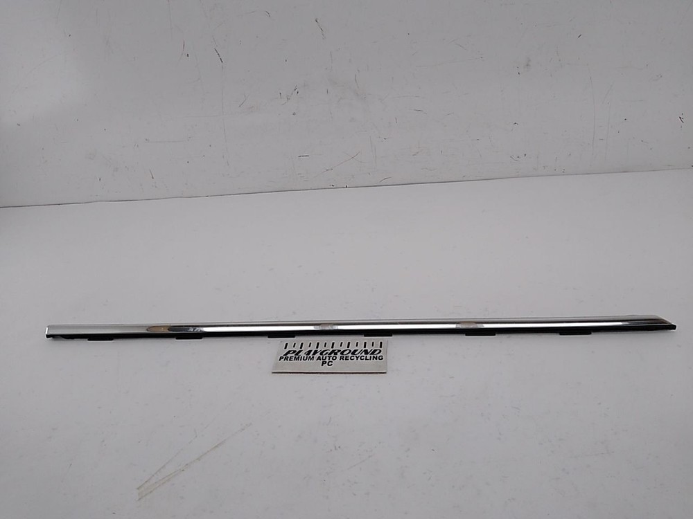 Alfa Romeo Giulia Right Front Passenger Window Chrome Molding 2017-2024