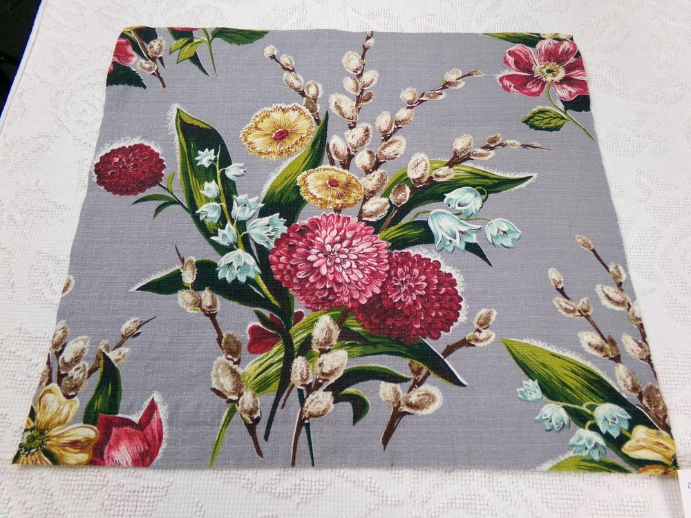 Pussy Willow Barkcloth Fabric  Dahlia Bouquet Vtg 1940s Botanical Floral 21x19