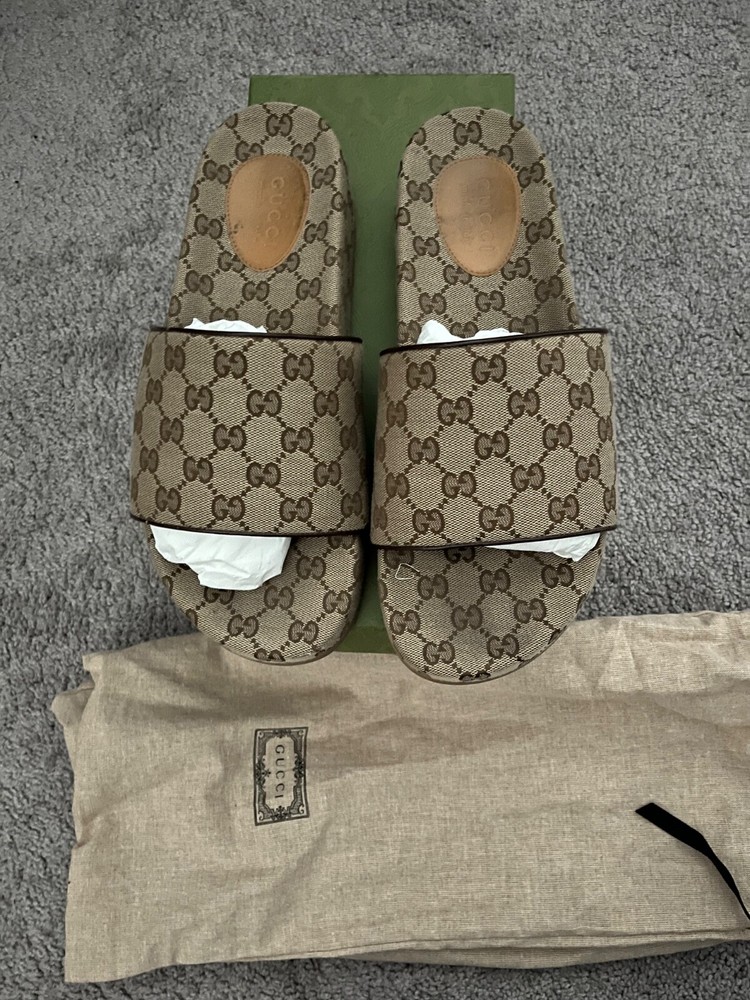 Gucci Men Size 11 Brown GG Logo Slide Sandals