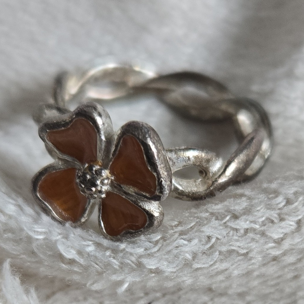 Silver Tone Flower Cocktail Ring Orange Enamel Petals Size 7 Fashion