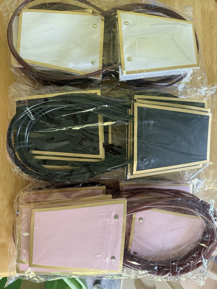 Geelin 26 pk Waterproof Flower Gift Bags - White, Pink & Black lined in Gold