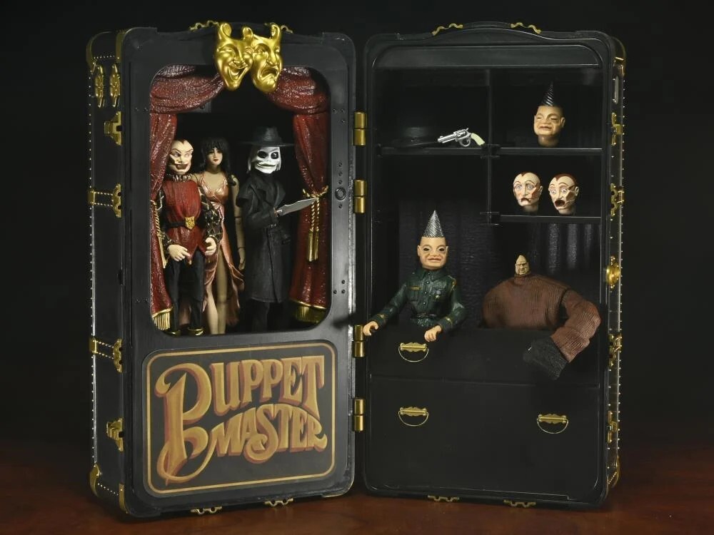 NECA Puppet Master Leech Woman and Toulon's Puppet Case figure 2pk (PRE-ORDER)