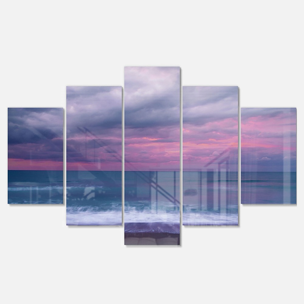 Designart 'Blue and Pink Unset over Sea' Modern Seashore  Oversized