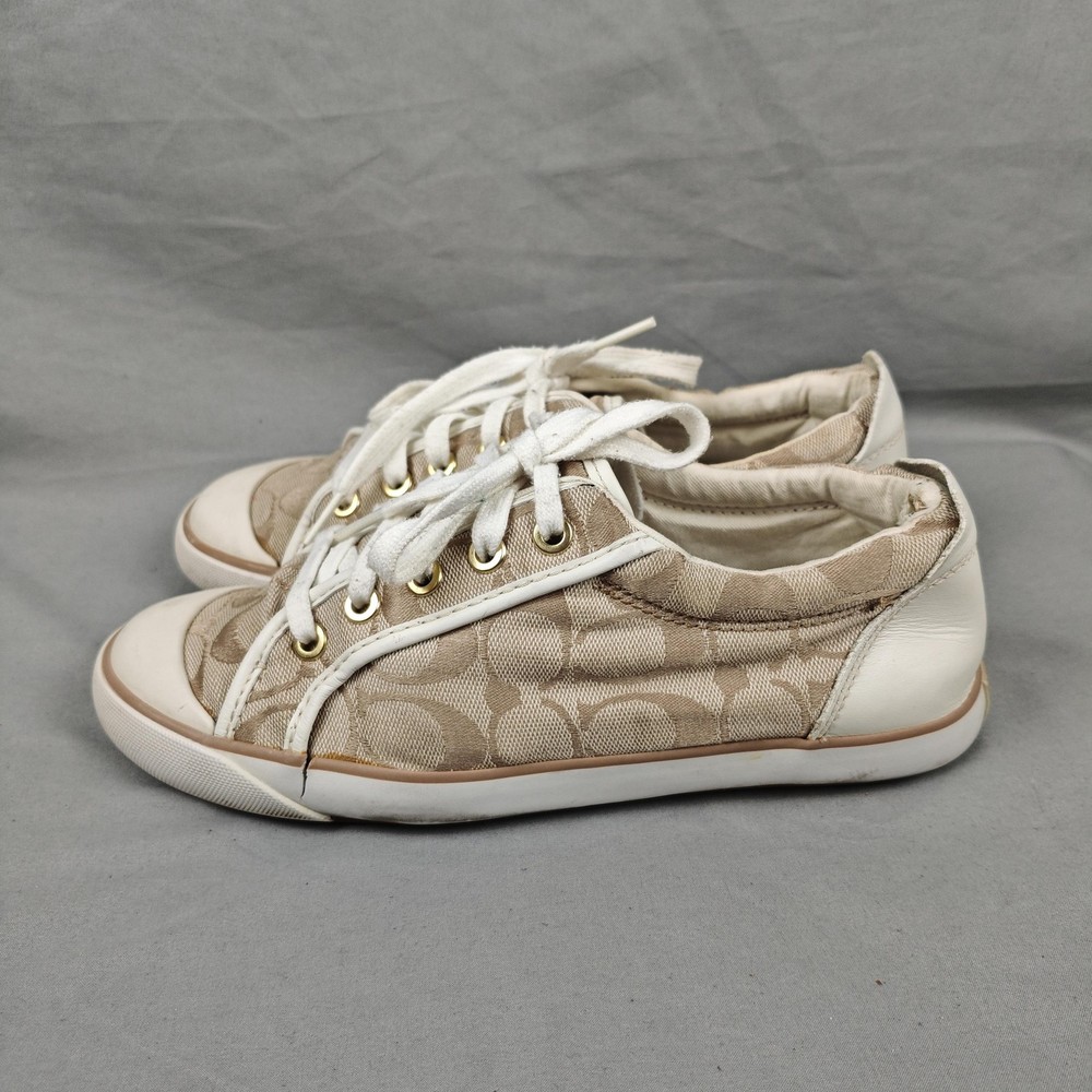 Coach Barrett Shoes Womens Size 7.5 Beige Signature Canvas Low Top A1074