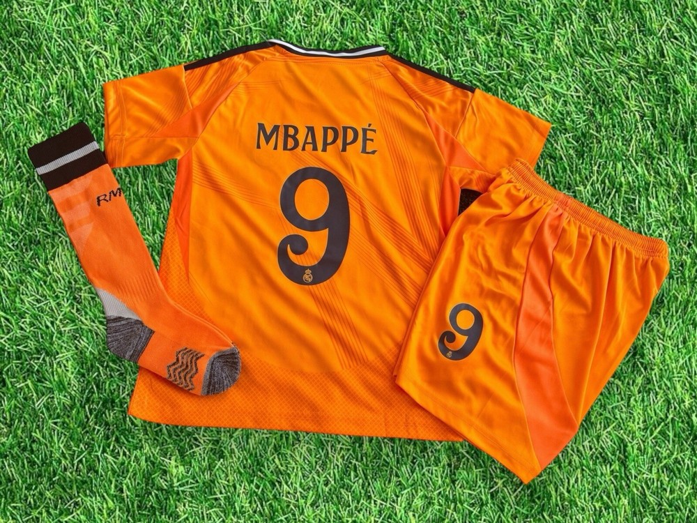 Full Real Madrid Mbappe #9 Kids jersey soccer with socks 24/25