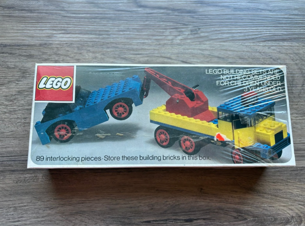 LEGO LEGOLAND Wrecker with Car 710 New Unopened Building Set
